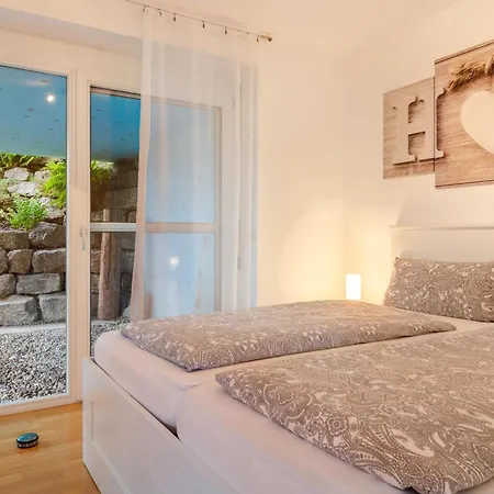 In Ruhiger Lage Apartment