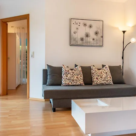 In Ruhiger Lage Appartement Uberlingen